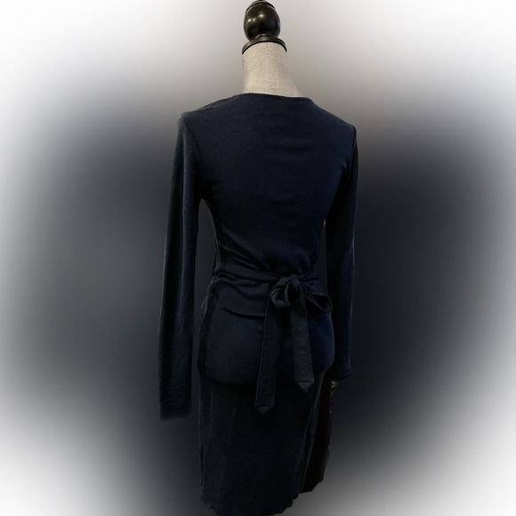 🐑By Basics🐑 Merino Wool Wrap Dress - Picture 5 of 14